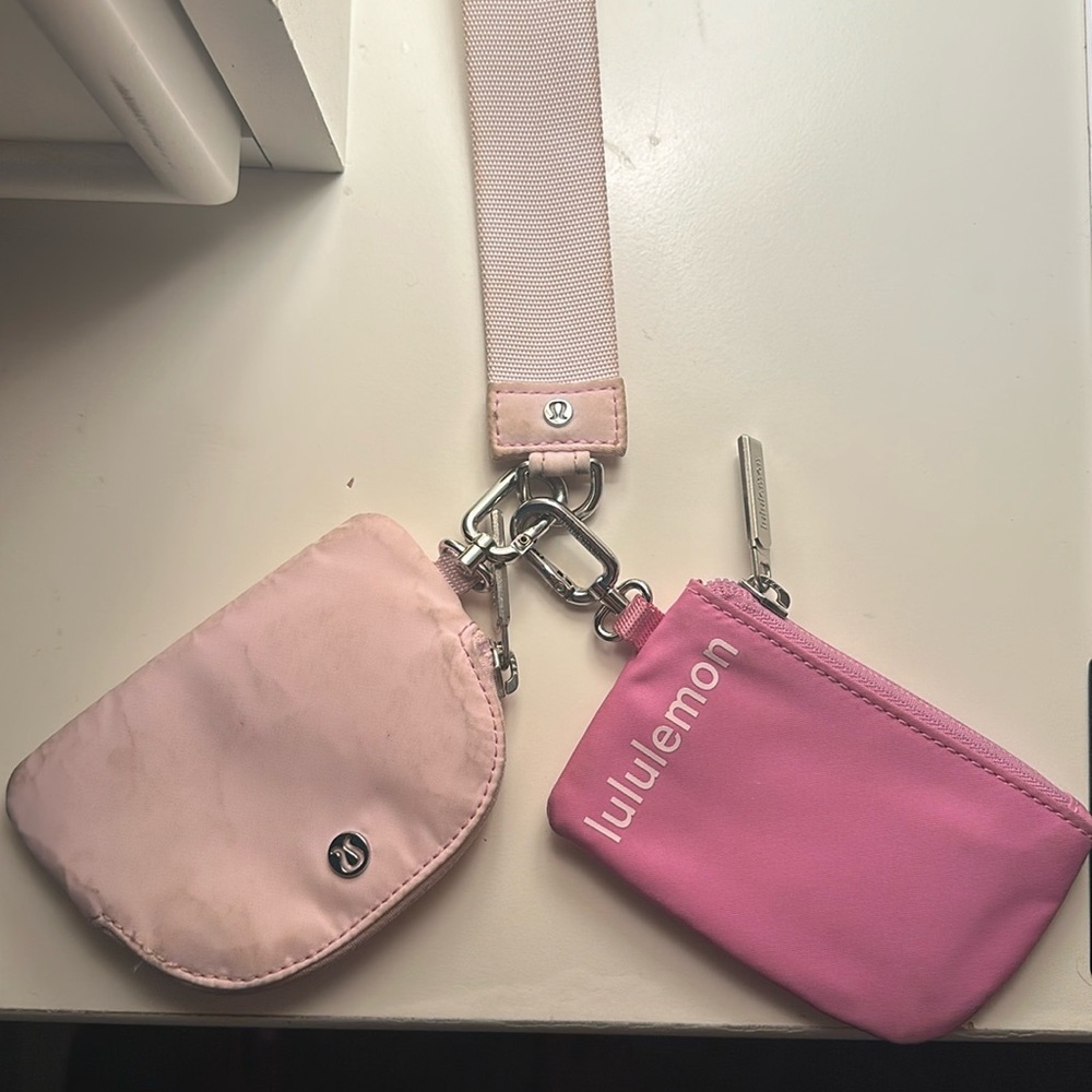 Lululemon Dual Pouch Wristlet